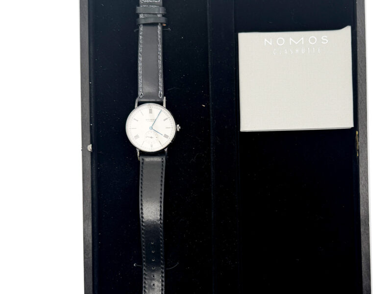 Montre Nomos modèle Ludwig